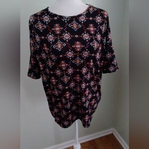 2/$15 LuLaRoe Oversized Simply Comfortable Aztec Print T Shirt